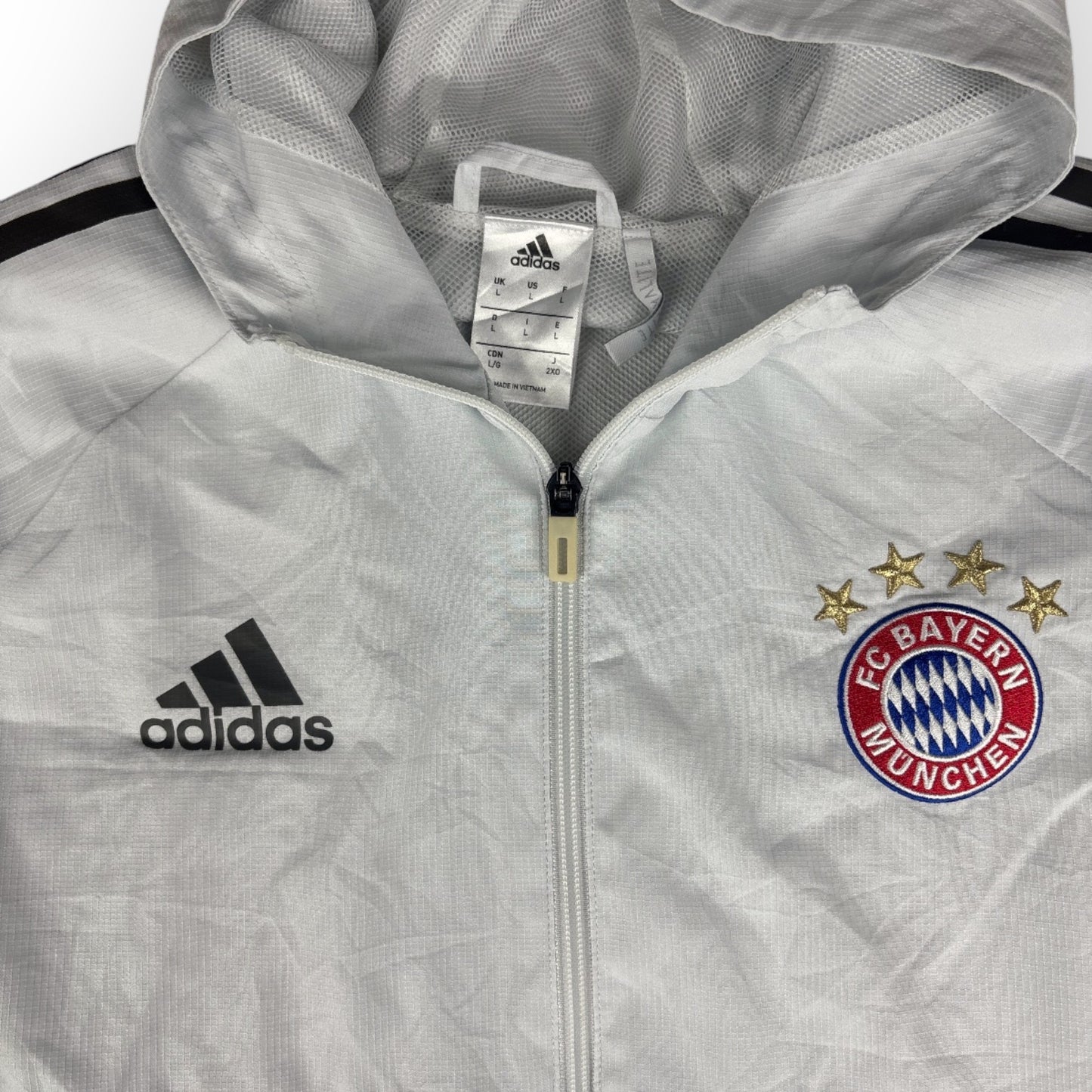 Adidas FC Bayern München Windbreaker mit Kapuze (L)