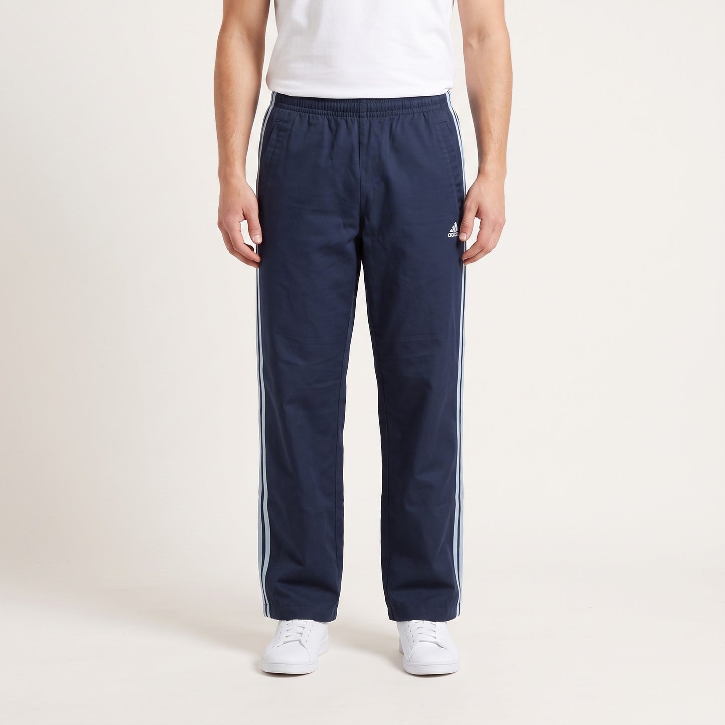 Adidas Trackpants (36)