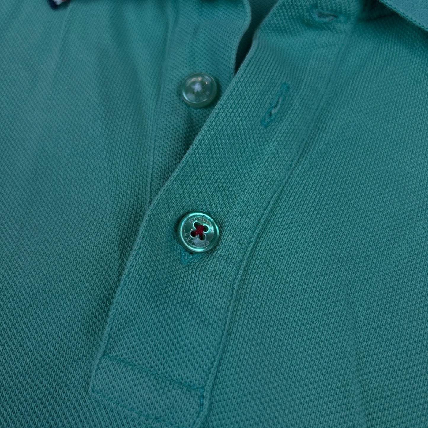 Moncler “Classic Tricolore Polo” (M)